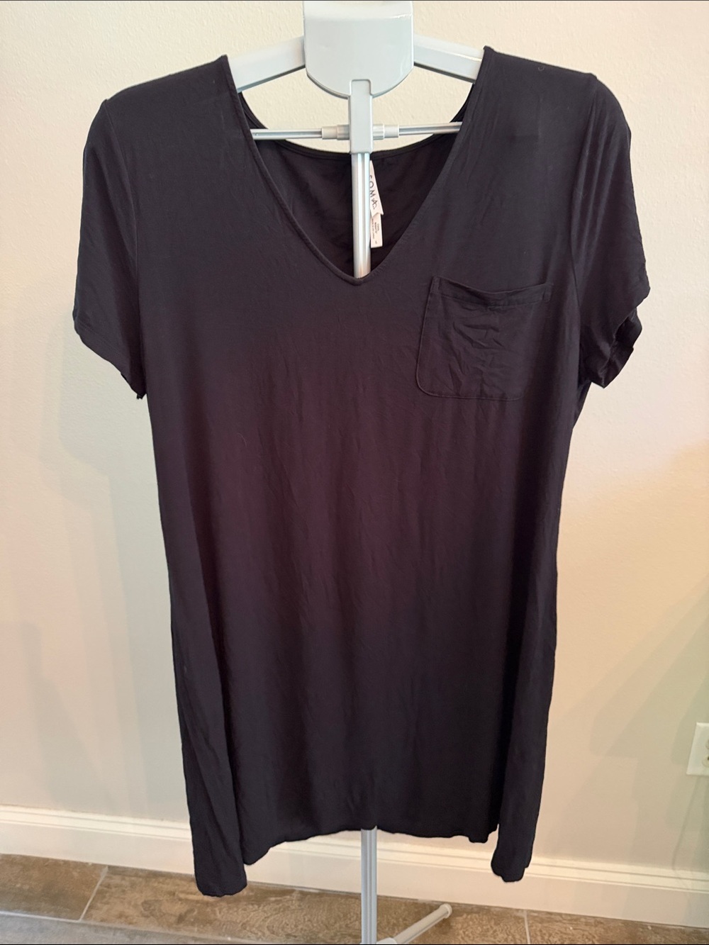 Soma Cool Nights Black Short Sleeve V-Neck Sleep Dress - Picture 5 of 6